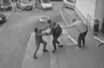 убитый росгвардия житель екатеринбург владимир таушканов угрожал ножом видео