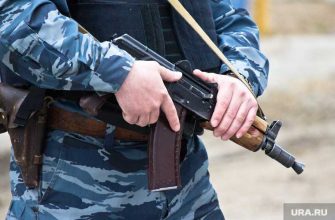 ЯНАО Новый Уренгой ОМОН разогнал вечеринку ВИДЕО