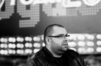 российский блогер избил девушку