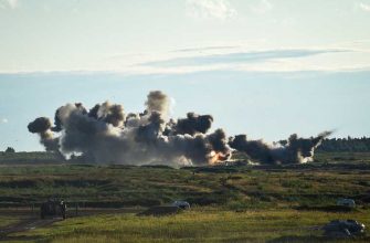 российские журналисты попали под обстрел в Степанакерте