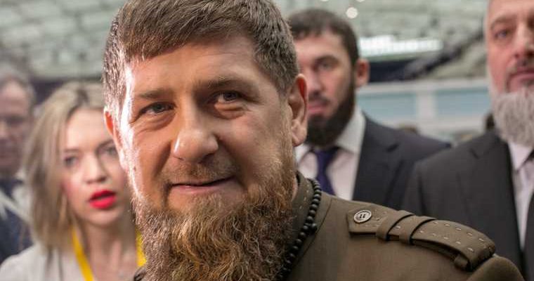 на чеченского блогера напали