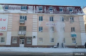 В ЯНАО на ребенка обрушился снег с крыши