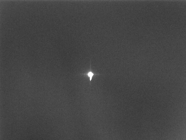 Астрономы выложили снимок падающей на Землю китайской ракеты. Фото