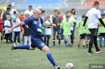 метрошка матч между чиновниками и трактором